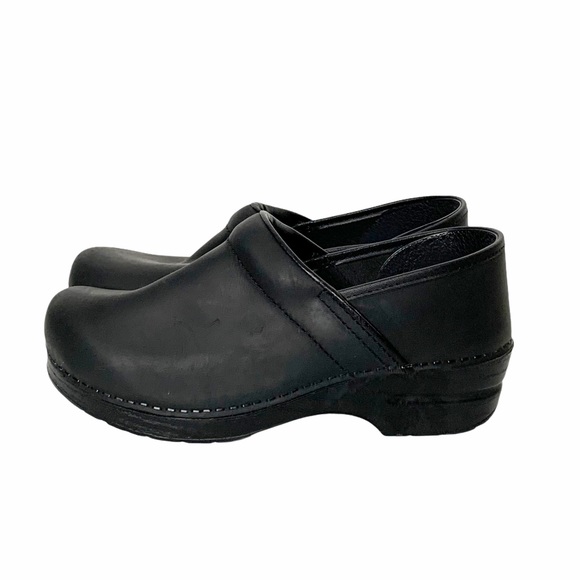 dansko waterproof clogs